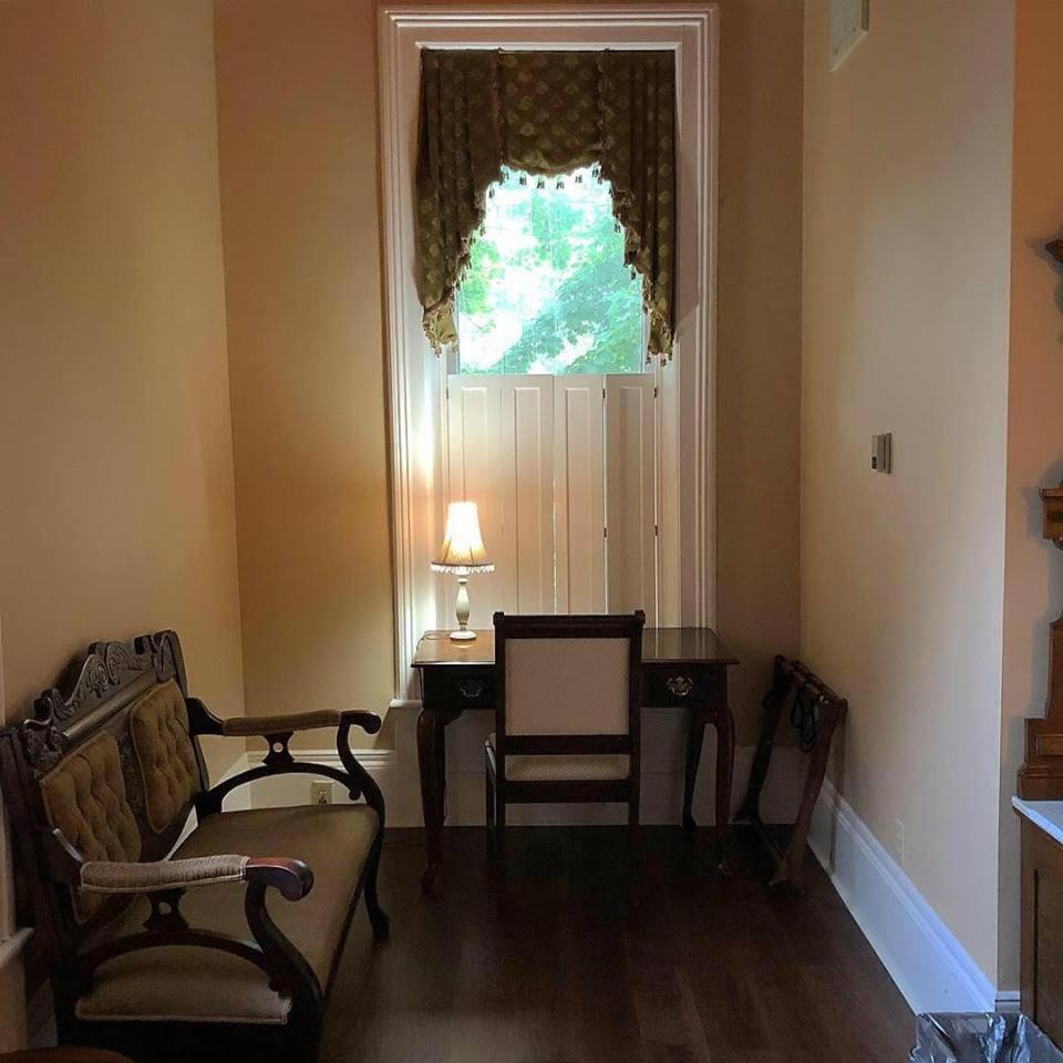 The Joshua Wilton House Hotel Harrisonburg Exterior foto